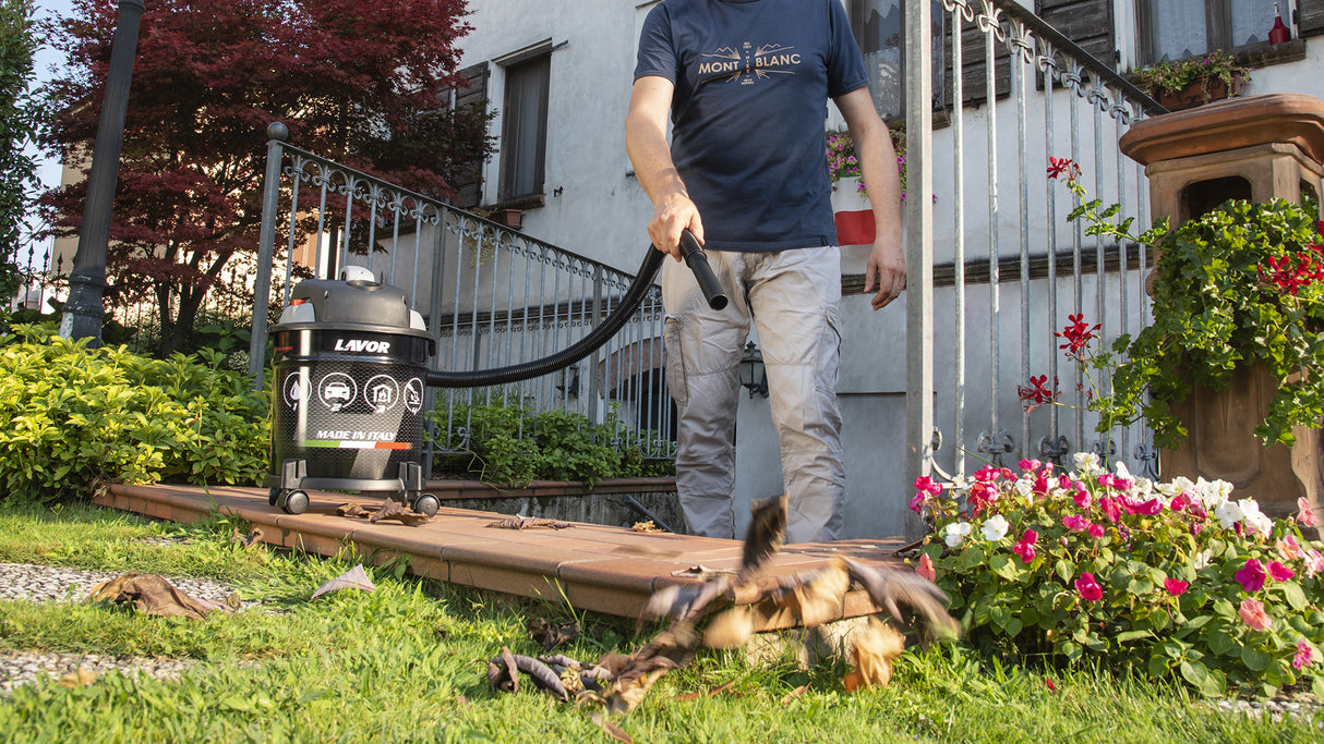 Lavor Kombo 4 in 1 – Multifunctional Ash Vacuum, Dust Vacuum, and Wet Vacuum for Fireplaces, Stoves, and Barbecues – Code 8.243.0024