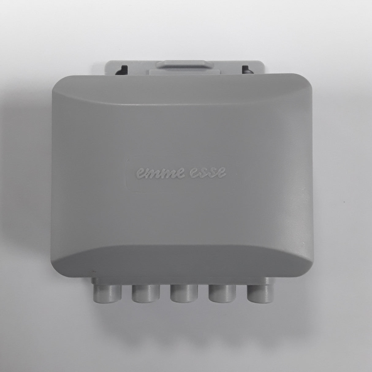 Amplificatore Tv da esterno 2 uscite 5GLTE free serie APP - Emme Esse