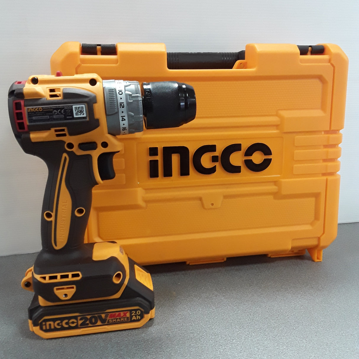 KOMPAKTER Bohrschrauber mit Schlagwerk 20V 60Nm BRUSHLESS mit 2 Batterien - INGCO