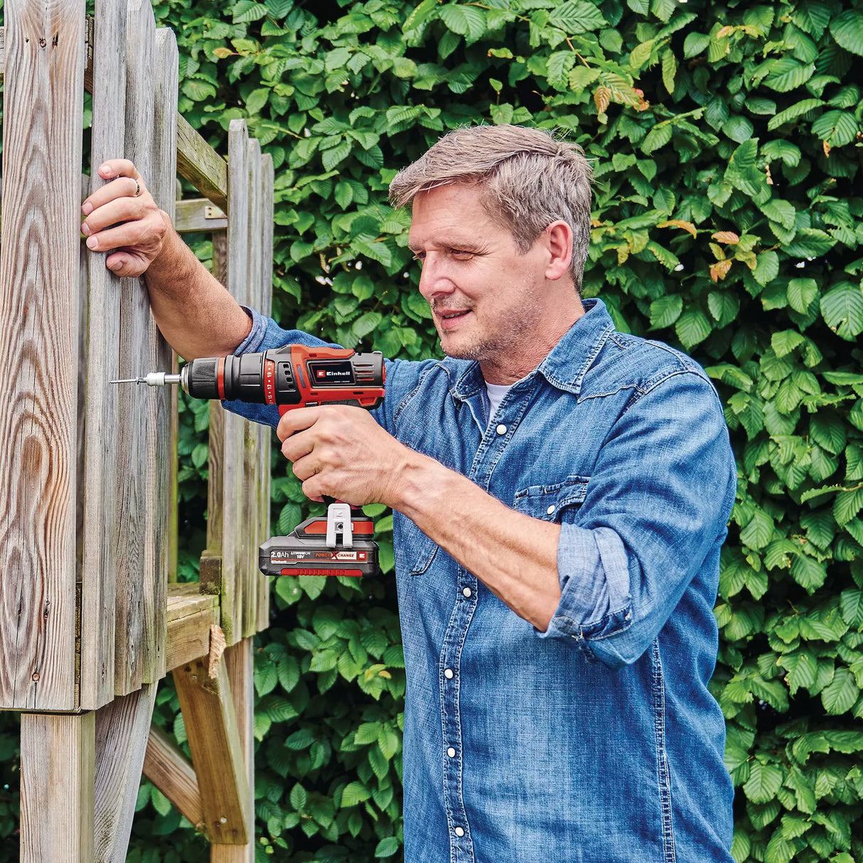 Trapano Avvitatore multifunzione TE-CD 18/45 3X-Li +22 (mandrino amovibile, attacco angolare, attacco eccentrico, 22 accessori, batteria da 18V 2,0Ah, caricabatteria + E-Box)