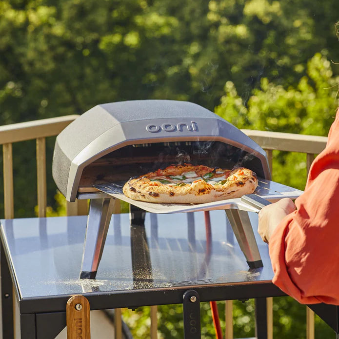 Ooni Koda 12 Gas-Pizzaofen mit feuerfestem Stein