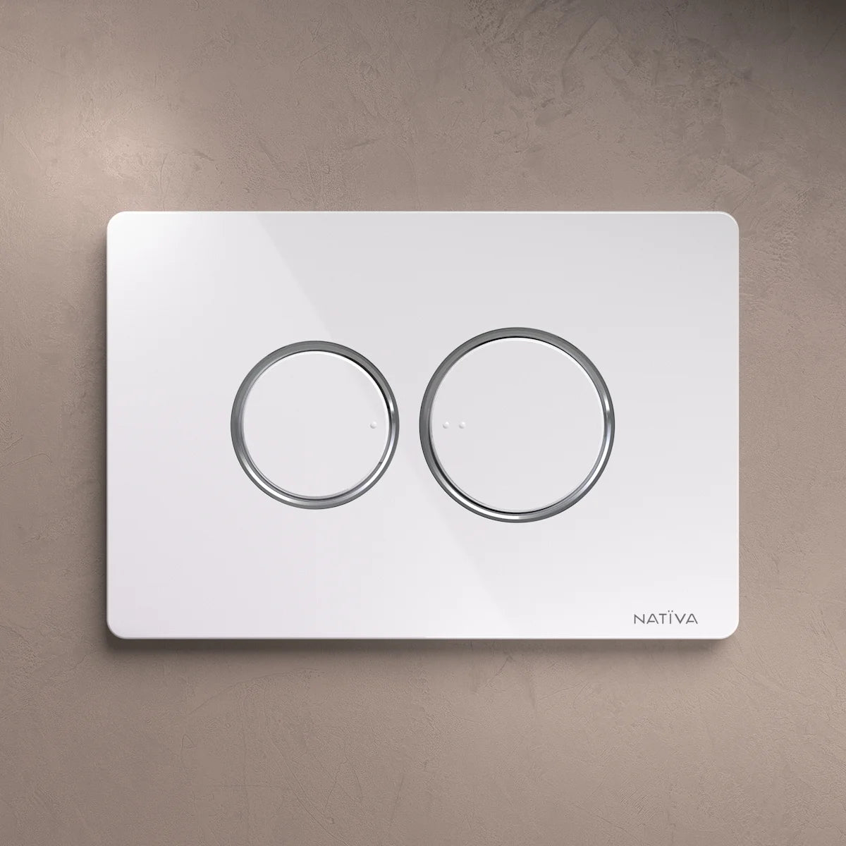 NATIVA Placca Bolla Lux JP3BC bianca con anelli cromati su sfondo bianco vista frontale
