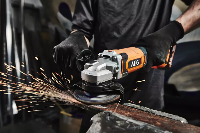 AEG Smerigliatrice Angolare Brushless 18V 115/125mm, 2x4.0Ah - BEWS18-125X2-402B