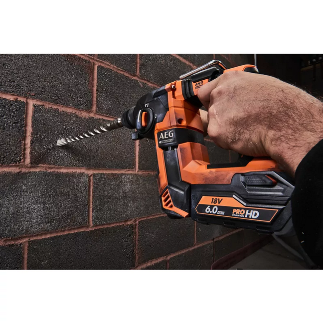 Tassellatore SDS-Plus Brushless 18V con 2 batterie da 5,0Ah - BBH18BL  AEG