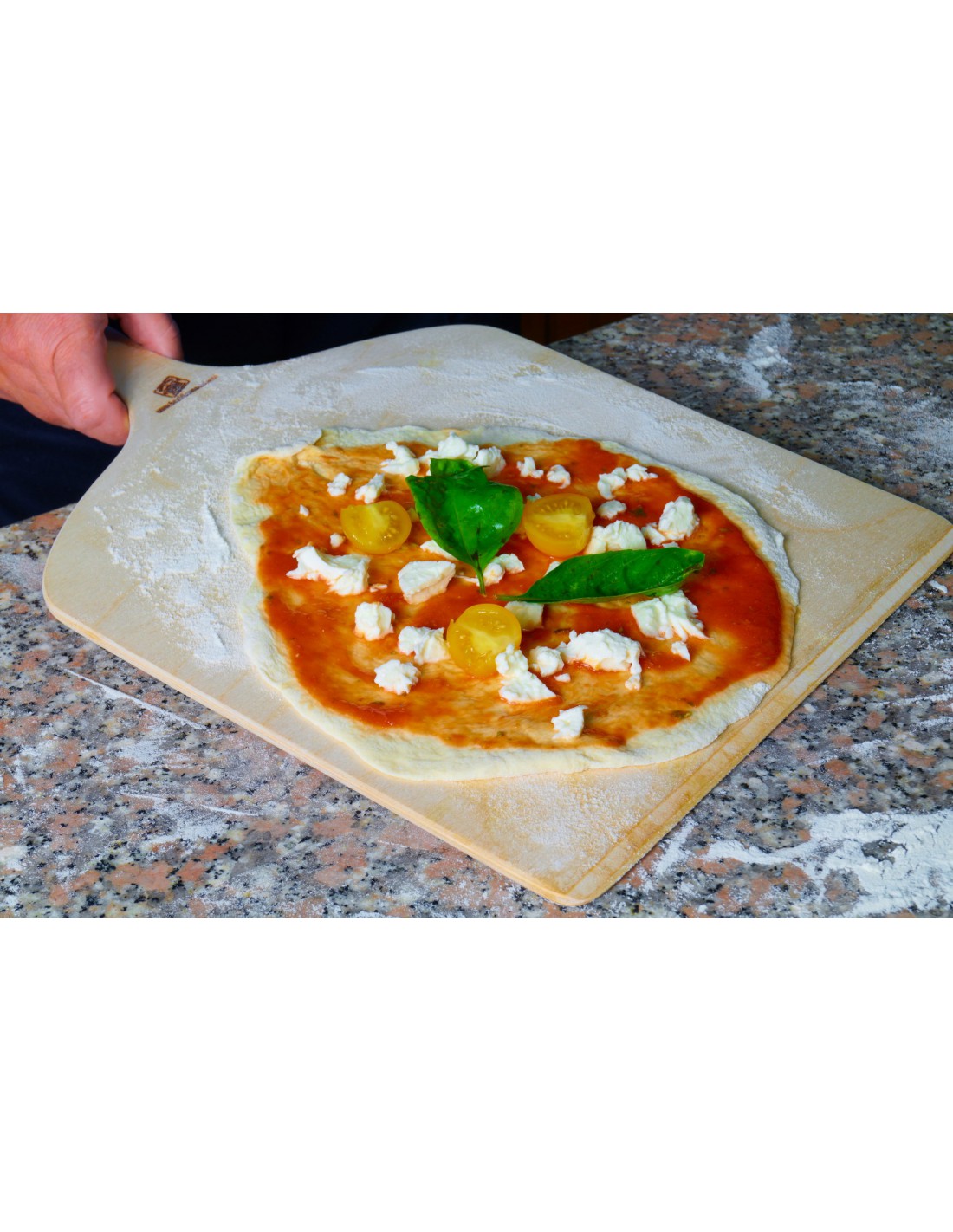 Pizzaschaufel aus Birkenholz, Maße 41x33 cm, Dicke 0,6 mm