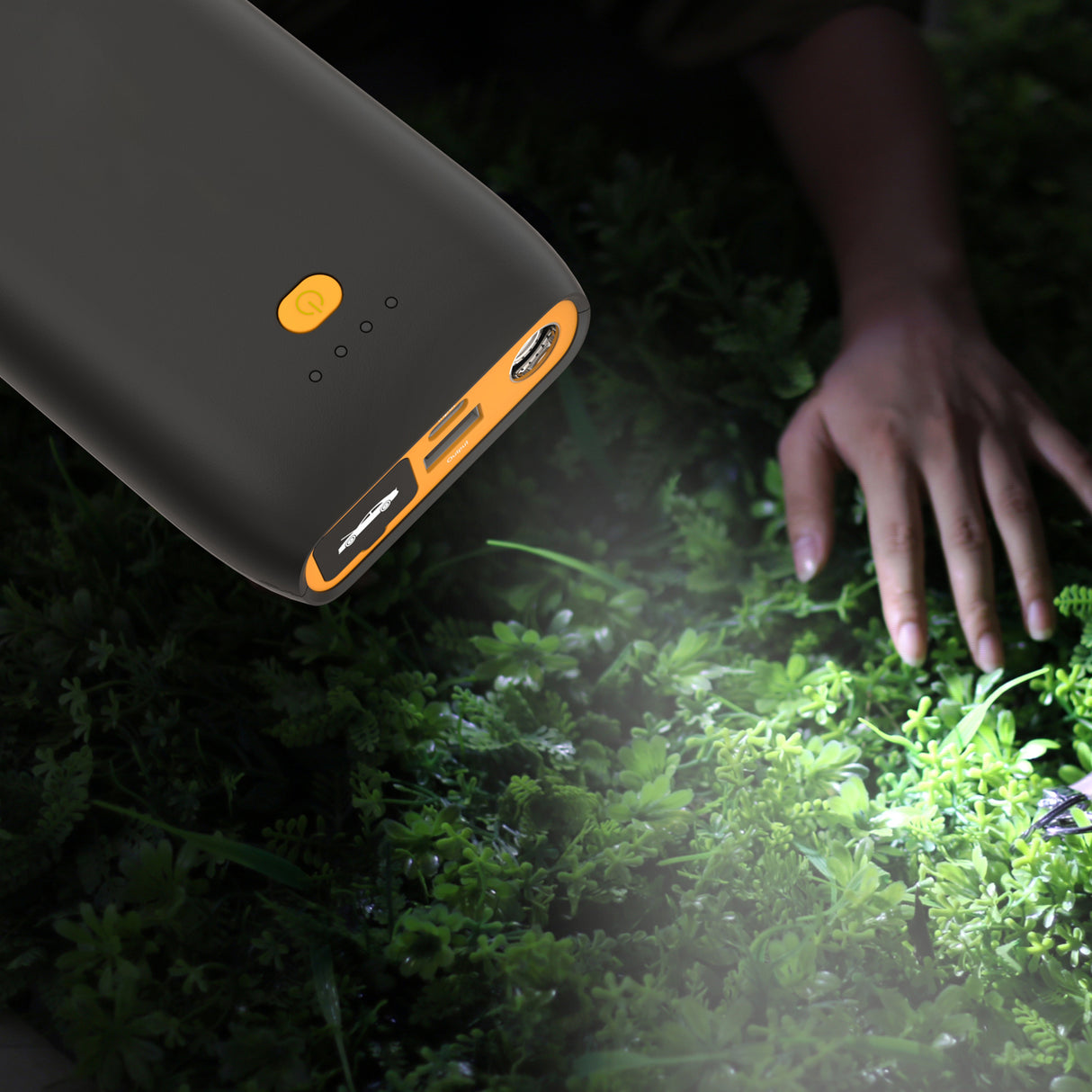 Alcapower Avviatore d’Emergenza 800A + Power Bank + Torcia – Cod. PJ-1PRO