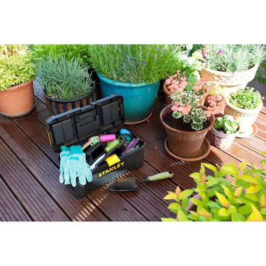 STANLEY STST1-75517 Essential - Vista prospettica cassetta porta utensili con chiusura in plastica gialla