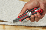 MILWAUKEE - Coltellino Lama a Settori Snap Knife 25mm 48221962 | 7 Settori | Blocco Metallo | Lama Carburo | Grip Gommato