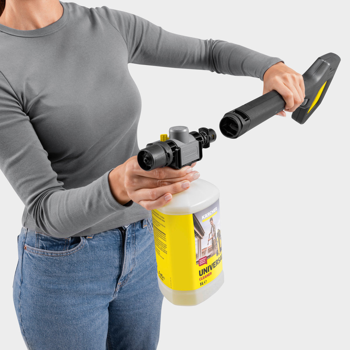 KÄRCHER RM 626 detergente universale sistema Plug n Clean inserimento flacone 1L nella pistola idropulitrice