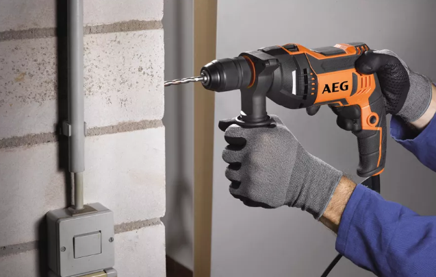 AEG Trapano a Percussione 750W SBE 750 RE | 27Nm | Mandrino 13mm | Reversibile | In Valigetta